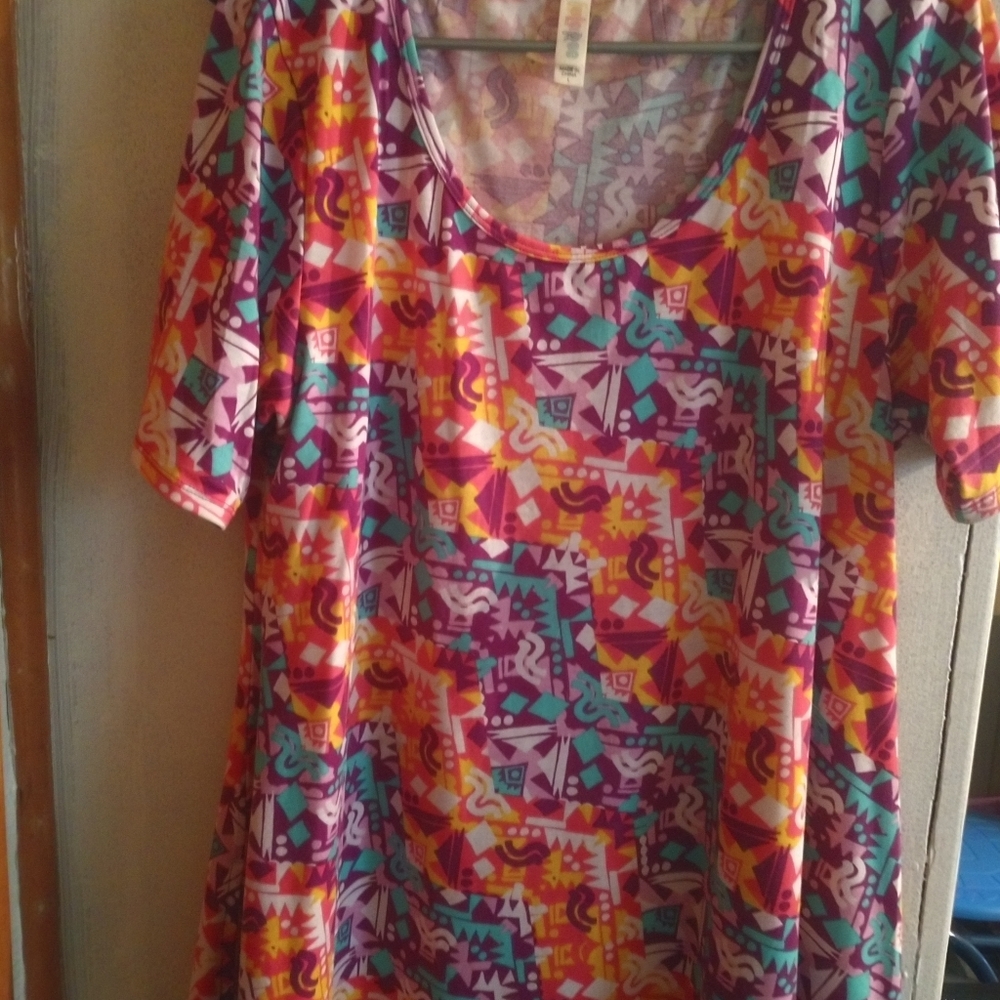 Lularoe Perfect Tee
